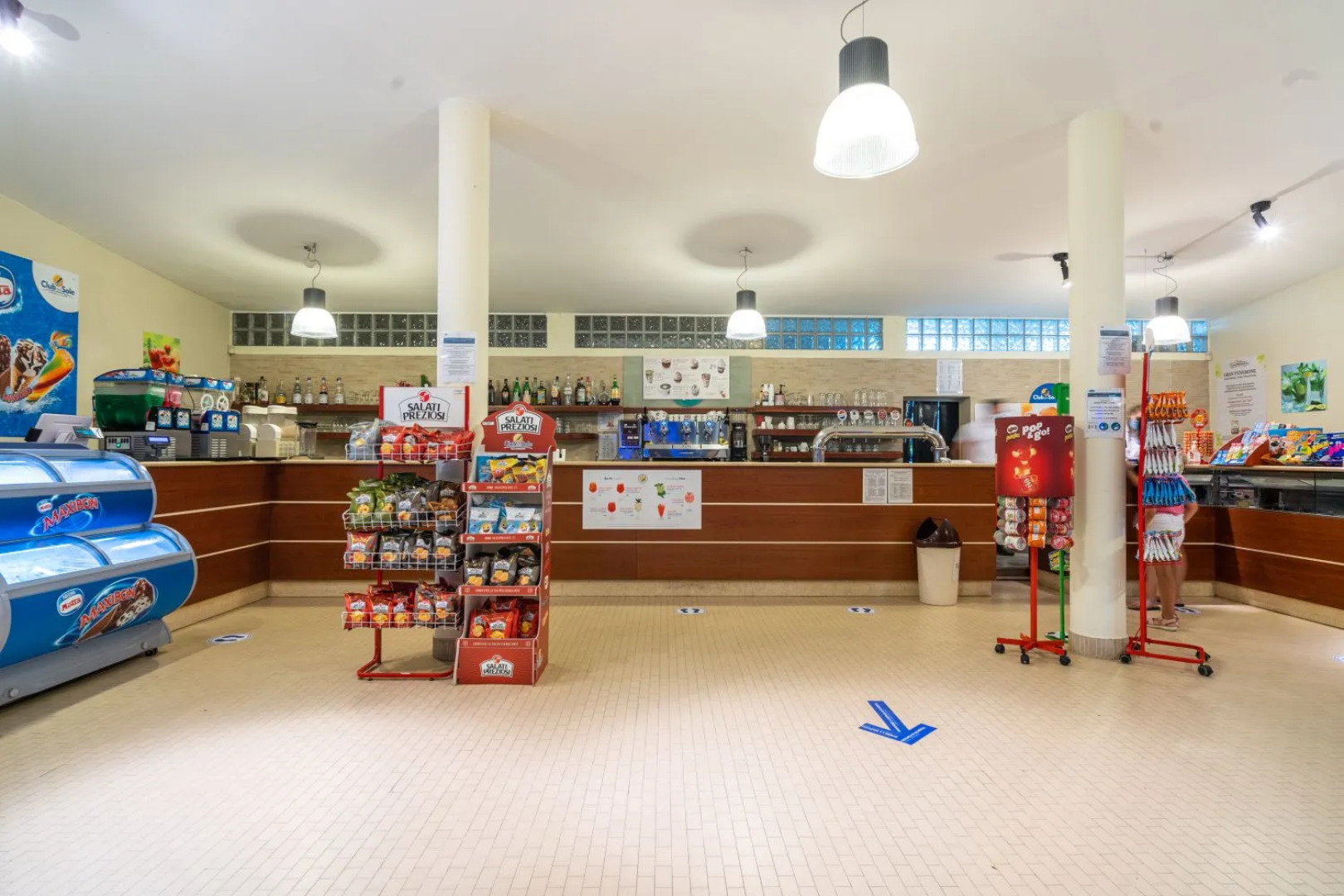 Club Del Sole Stork Family Collection