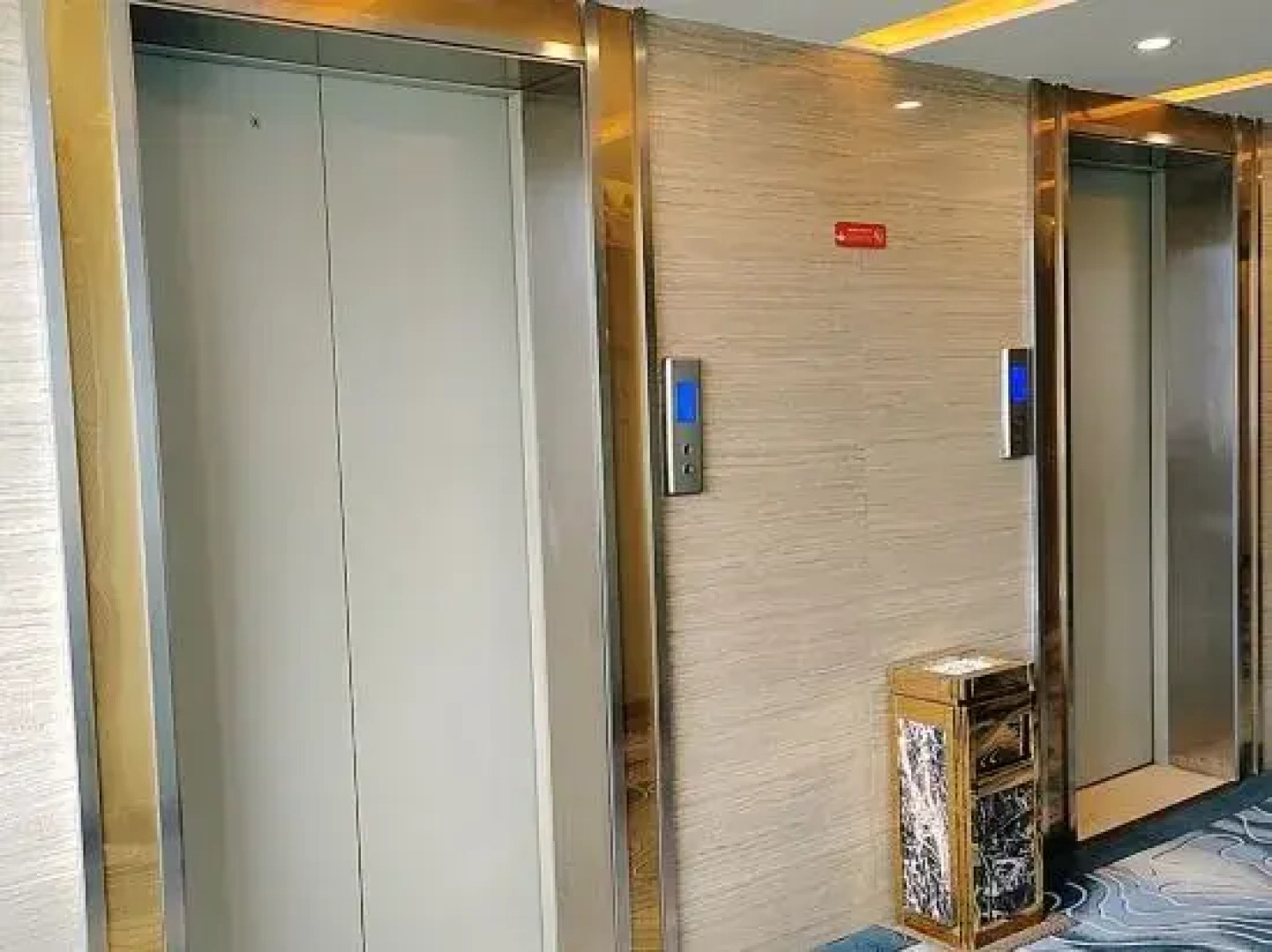 Jinsha Bandao Lake-view Yangsheng Hotel