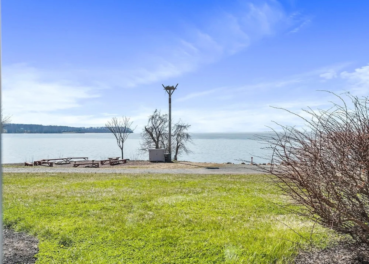 Top Floor Standard Suite Bay View