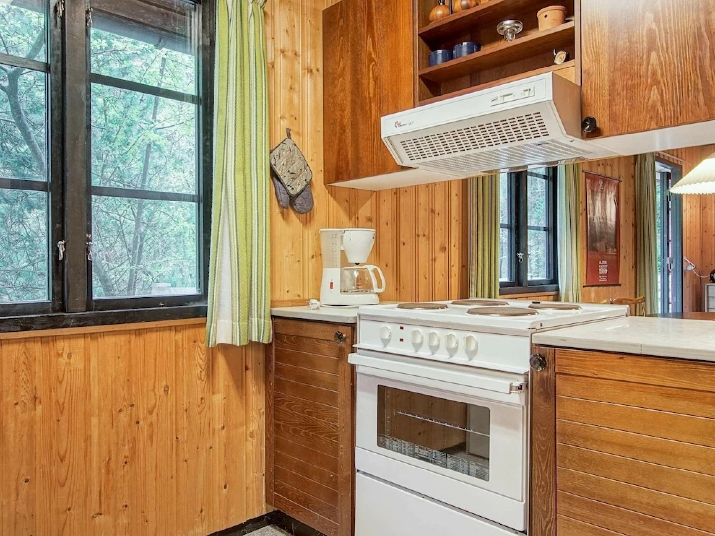 Vibrant Holiday Home in Bornholm near Sea