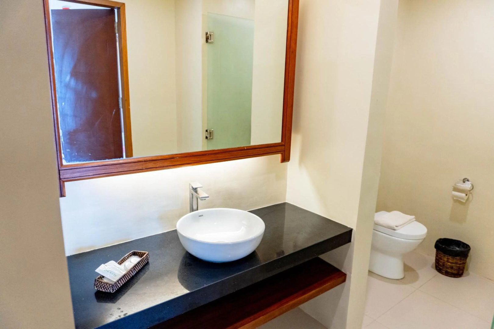 Almont Inland Resort