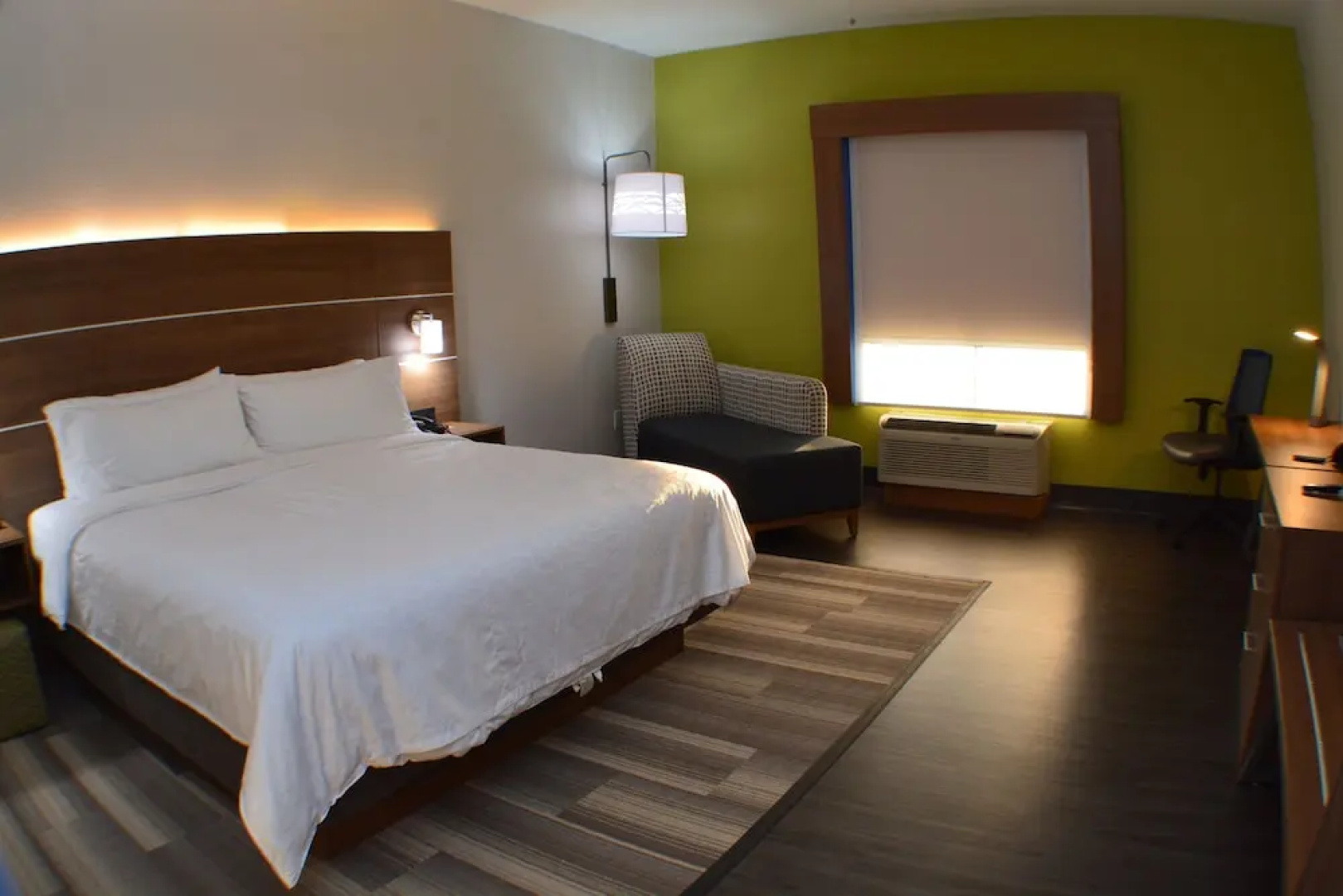 Holiday Inn Express Hotel & Suites Seguin an IHG Hotel