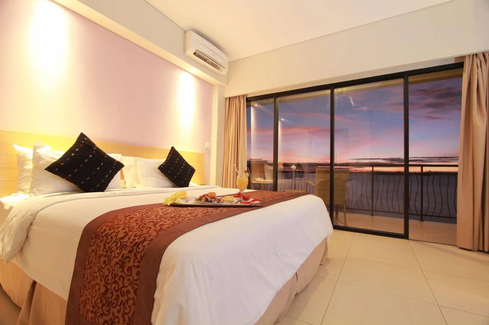 Laprima Hotel Flores