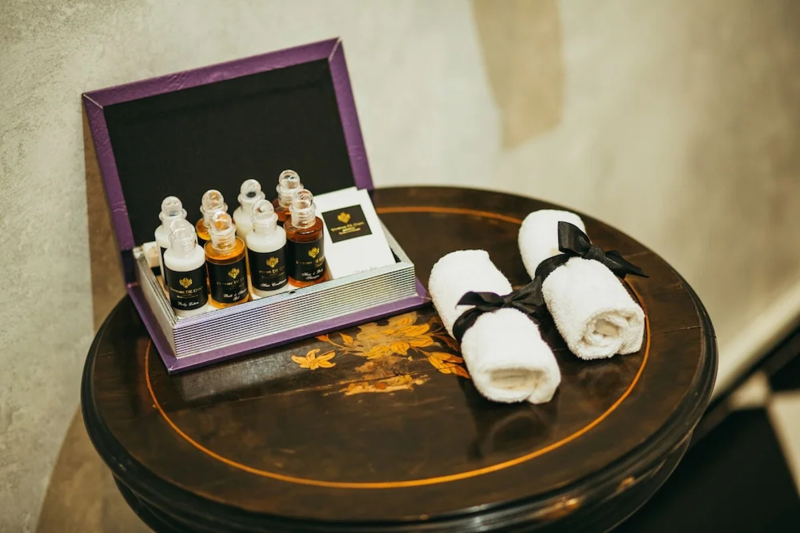 Divná Pani Luxury Gallery Rooms