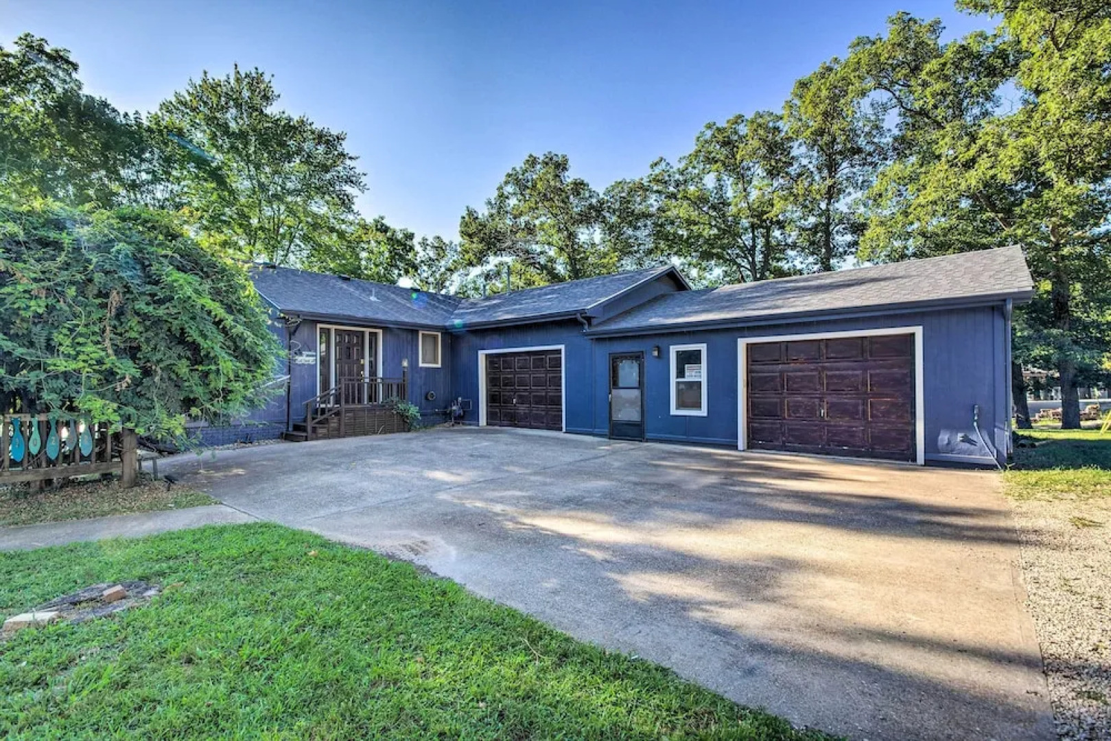 Boat Dock + Slides: Lakefront Gravois Mills Home