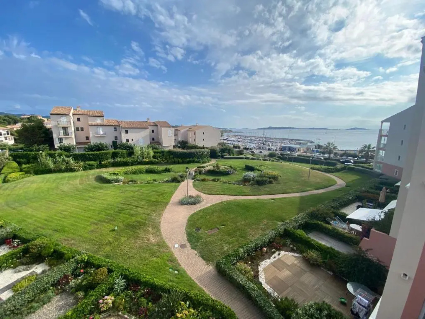 Boost Your Immo MORIERES B Six Fours 514