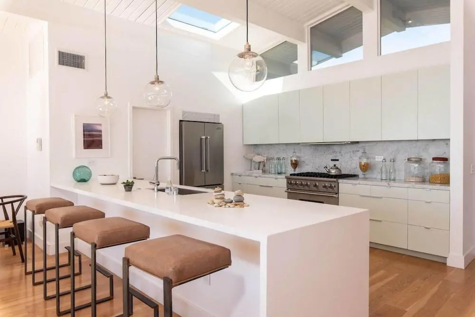 Beautifully Designed Palos Verdes Villa w/ Private Beach and Stunning Views