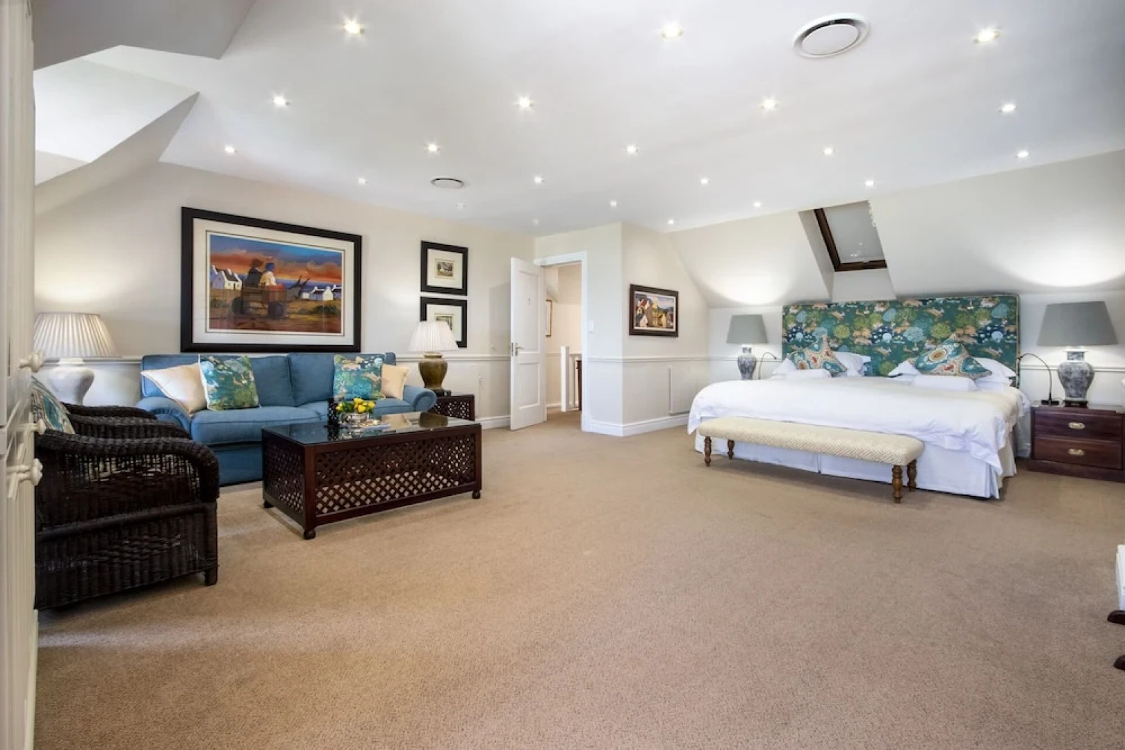 La Fontaine Guest House