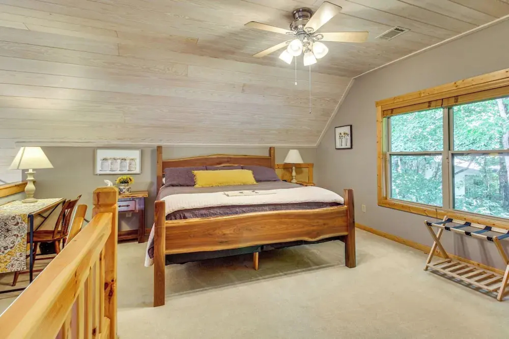 Ellijay Cabin w/ Hot Tub & Mountain Views