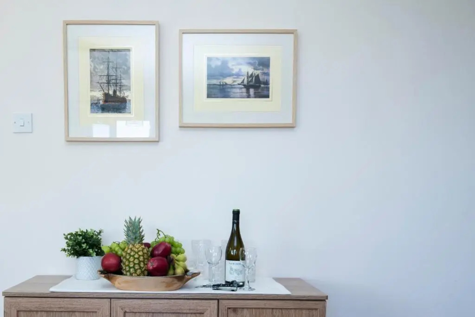 5 bed Villa in Tala, Pool & Panoramic Sea view