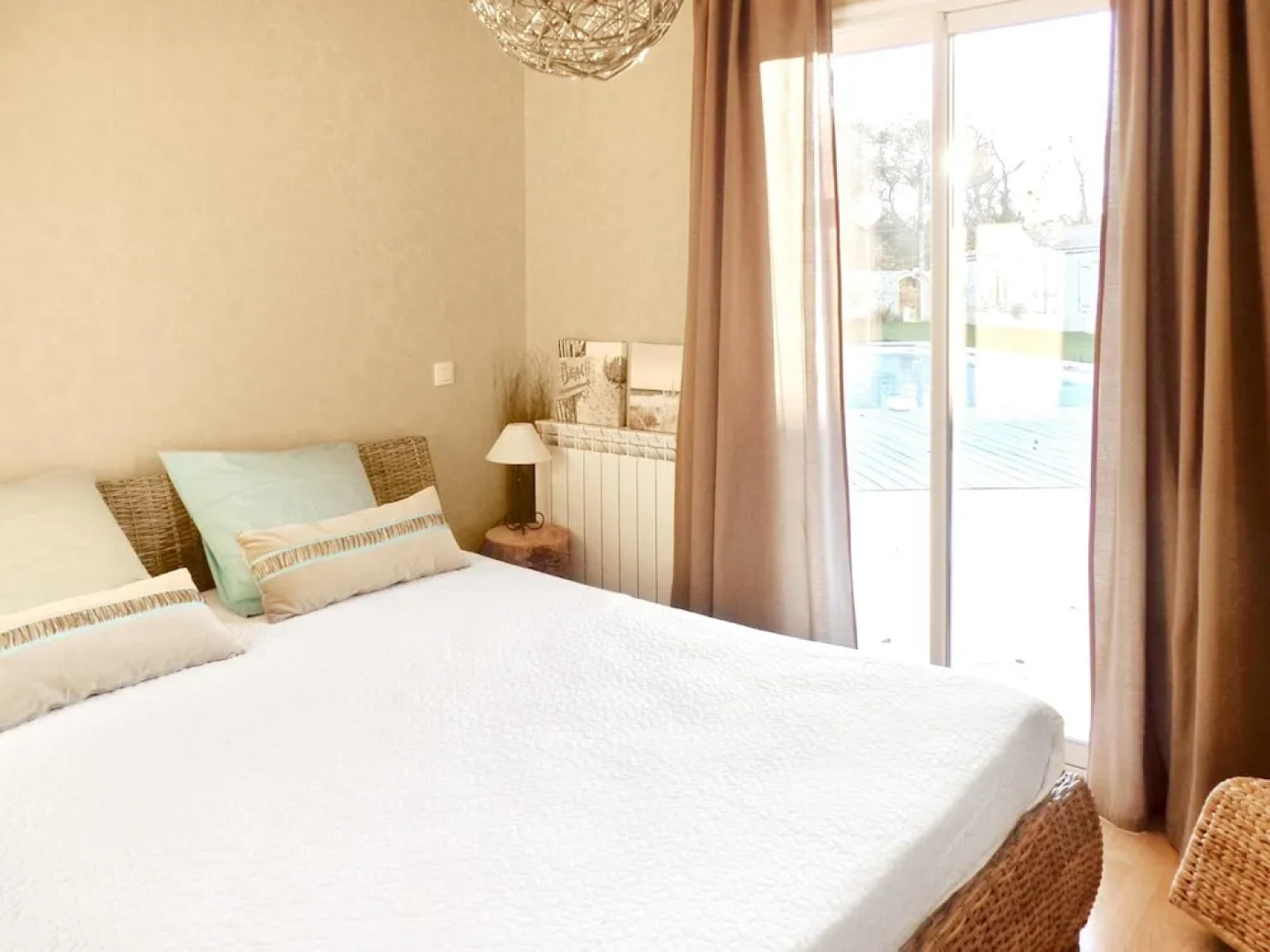 Villa With 5 Bedrooms in Saint-germain-d'esteuil, With Private Pool, Enclosed Garden and Wifi - 20 km From the Beach