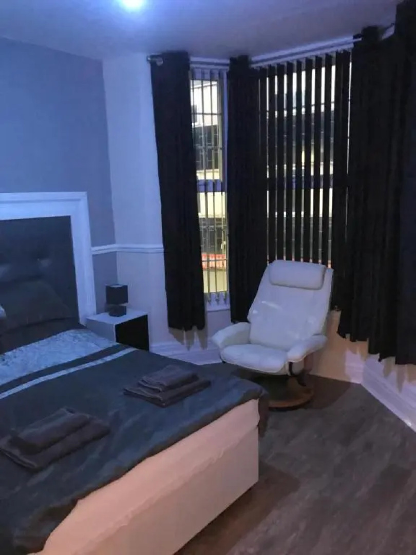 Sandy Pad's Apartments