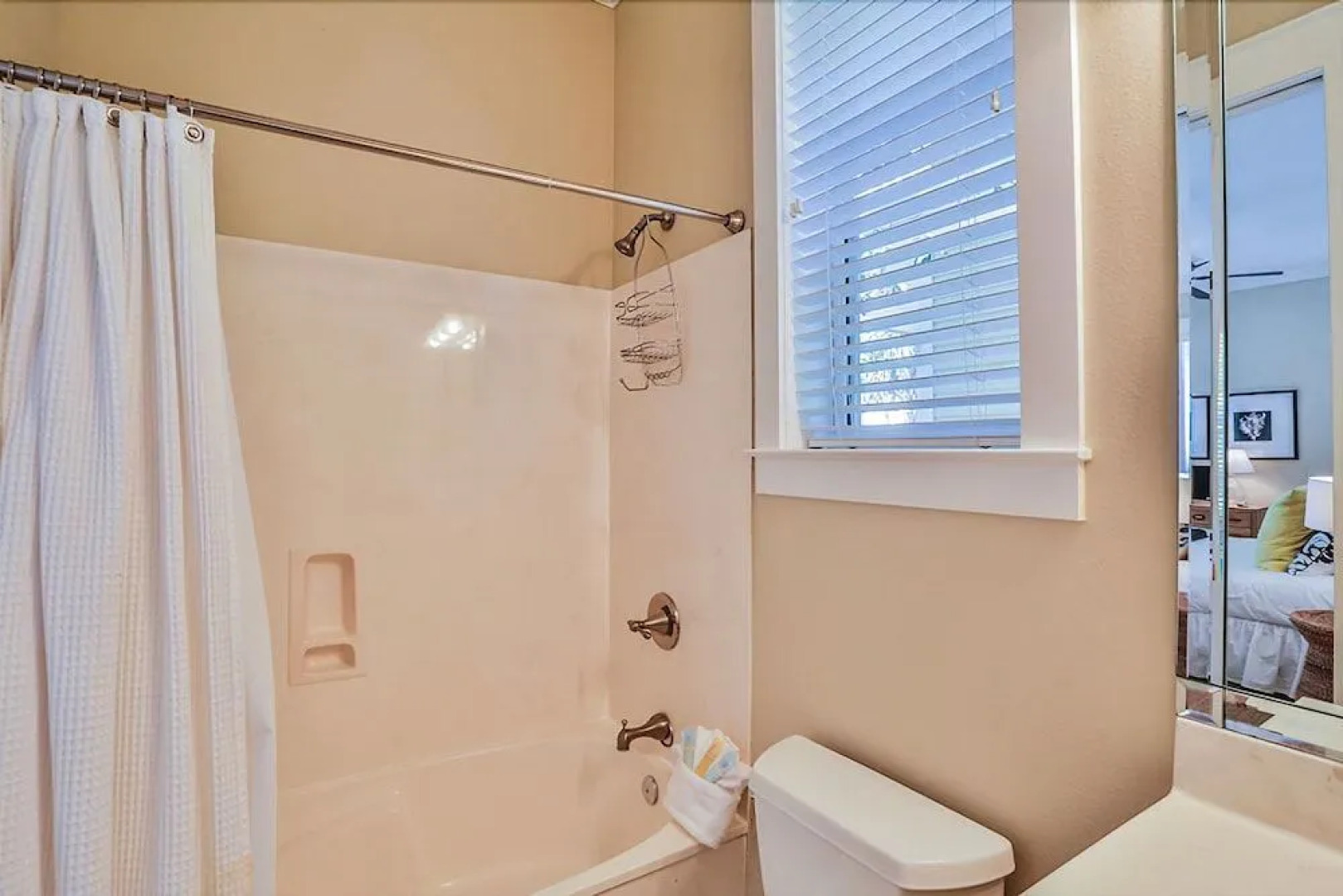 ENDLESS SUMMER DREAM 4 Bedroom Holiday Home by Five Star Properties