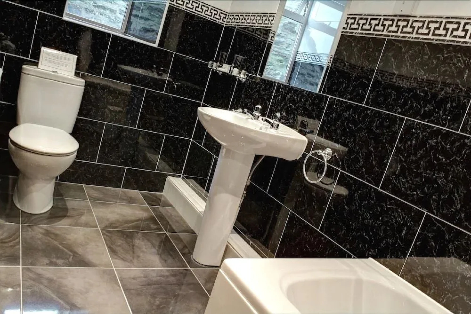 The Old White Lion Hotel