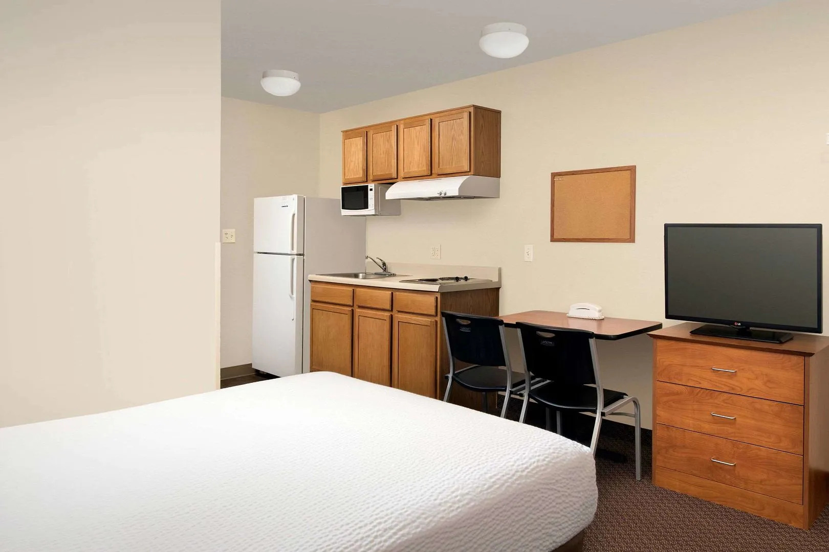 WoodSpring Suites Kansas City Lenexa