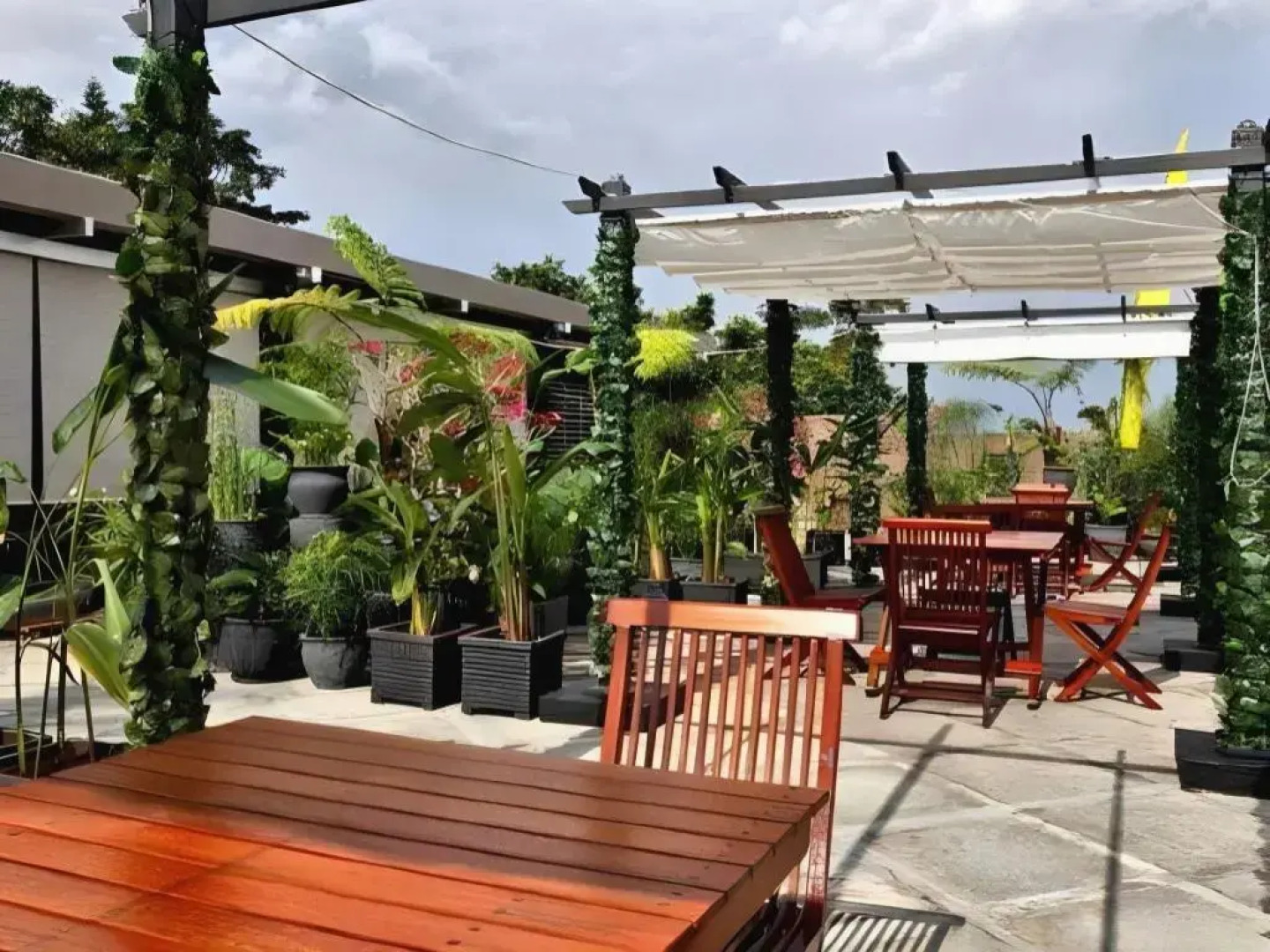 The Valley Resort Hotel