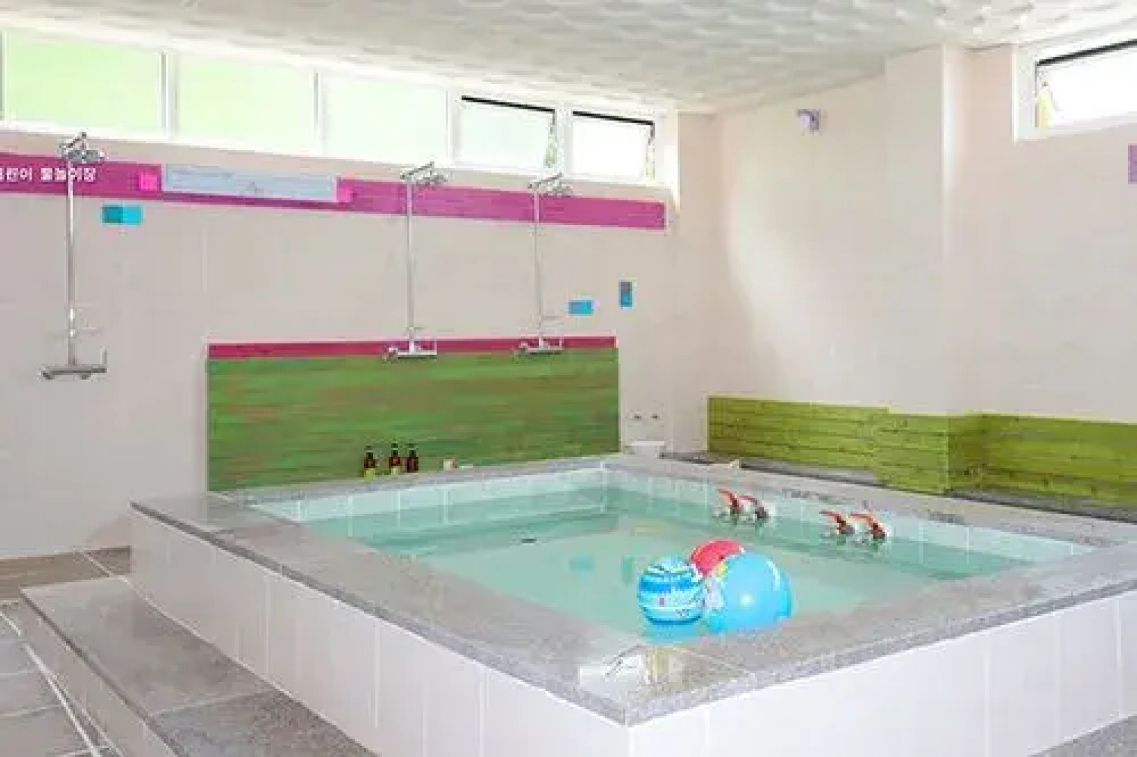 Gangneung Herbhill House Pension