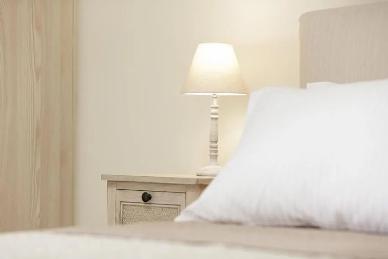 Unique Stonebuilt rural Retreat & private pool II