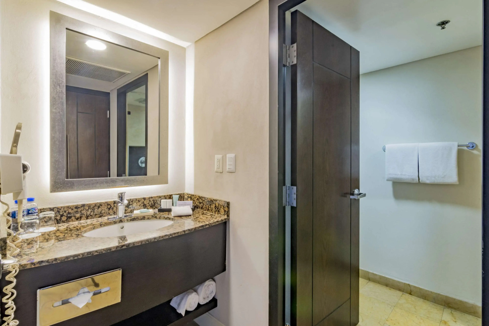 Hotel Lucerna Hermosillo