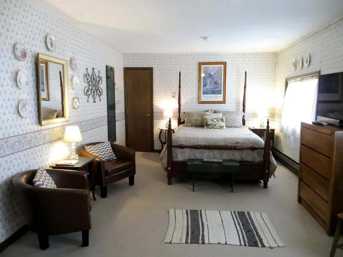 The Historic Rapids Lodge and Restaurant