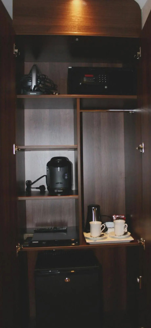 The Kingston Theatre Hotel