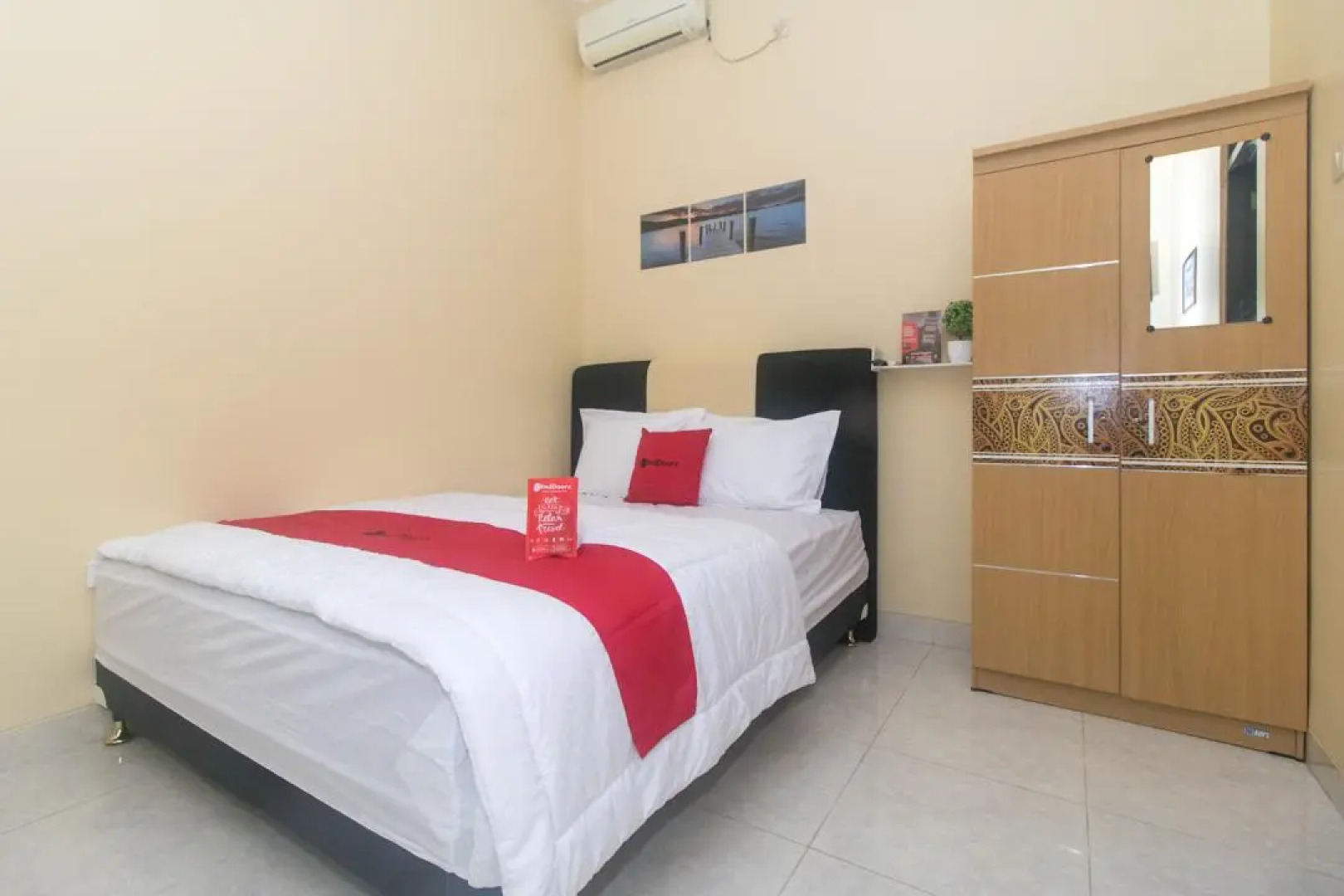 RedDoorz Syariah near Stasiun Madiun