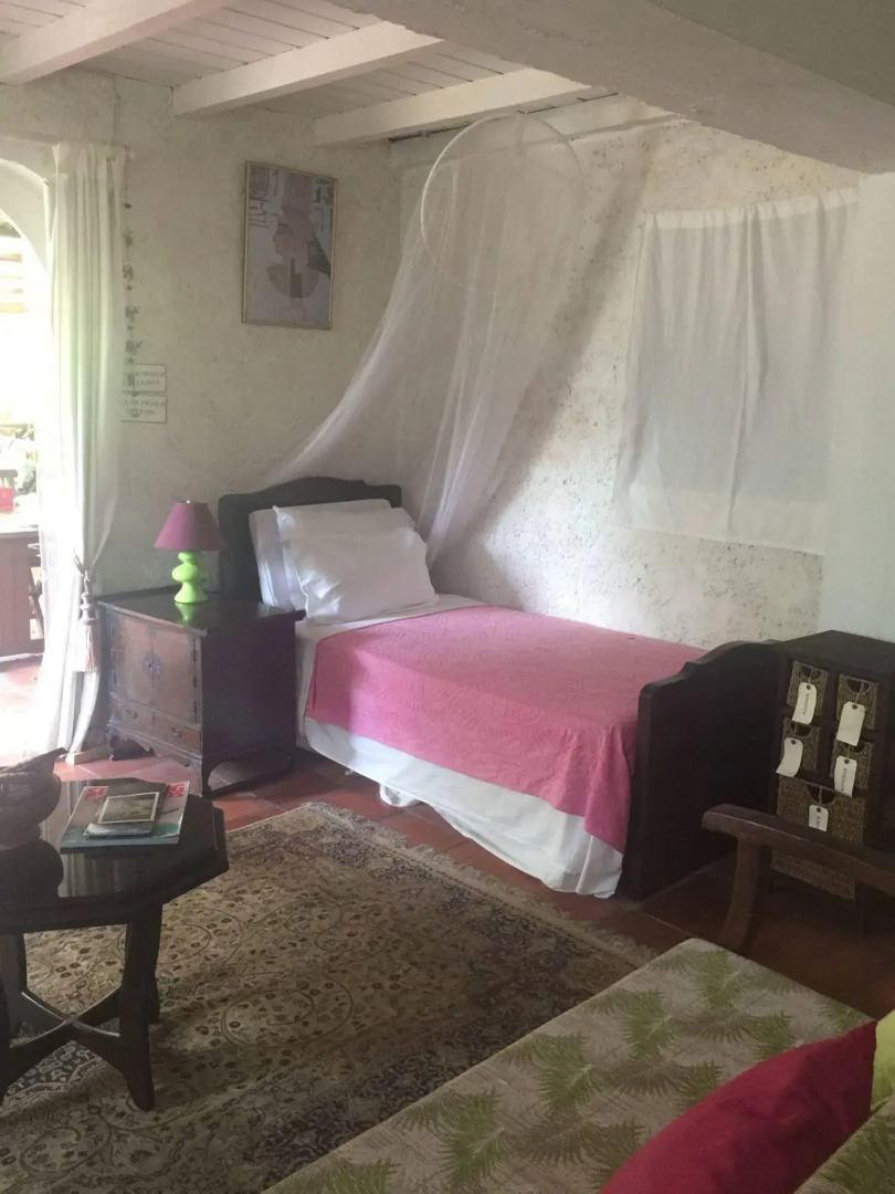 Barbados Chi Guest House