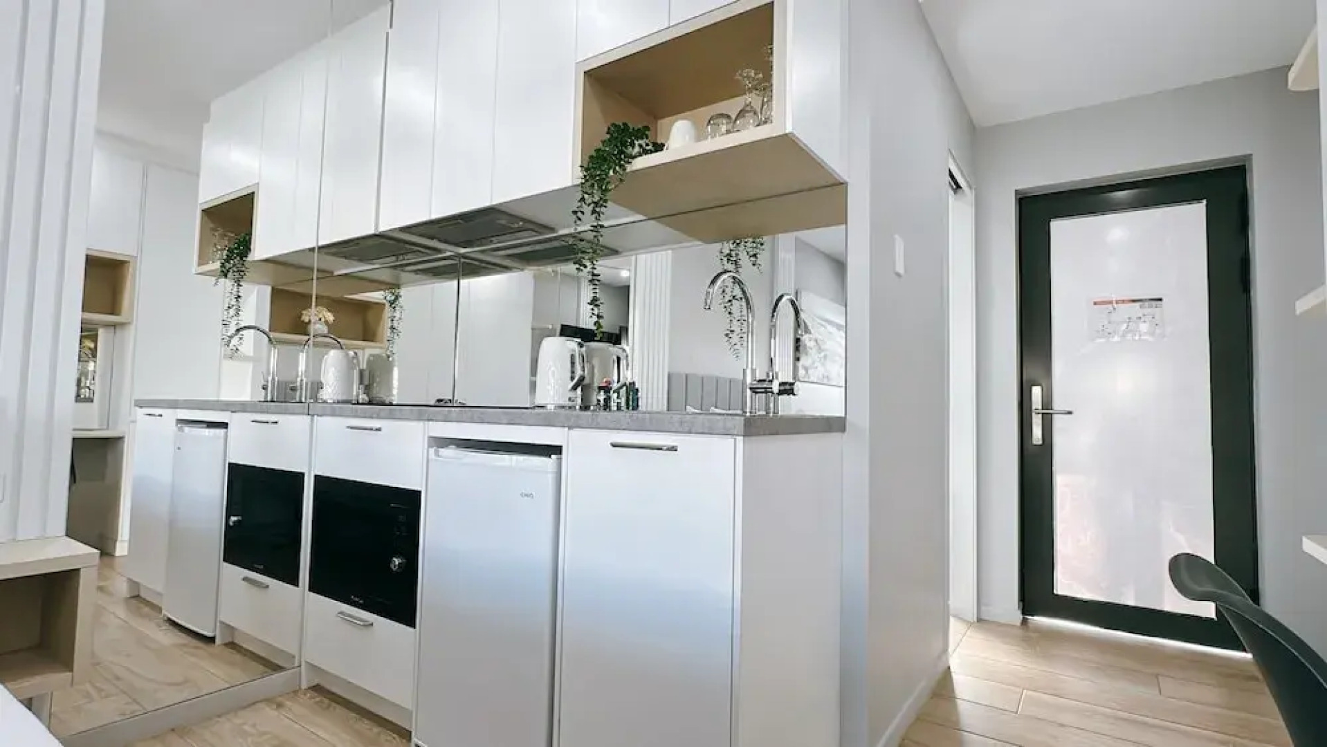 Belmoral Corporate Suites