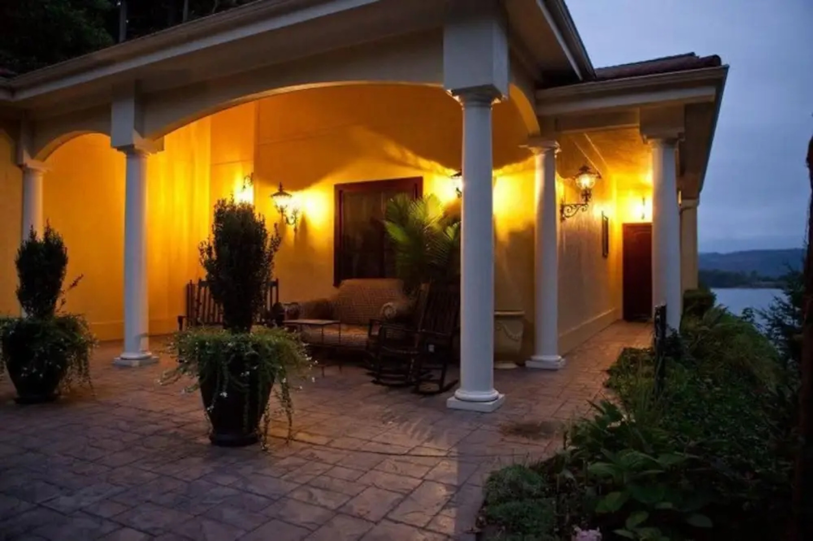 The Villa at Little Cape Horn