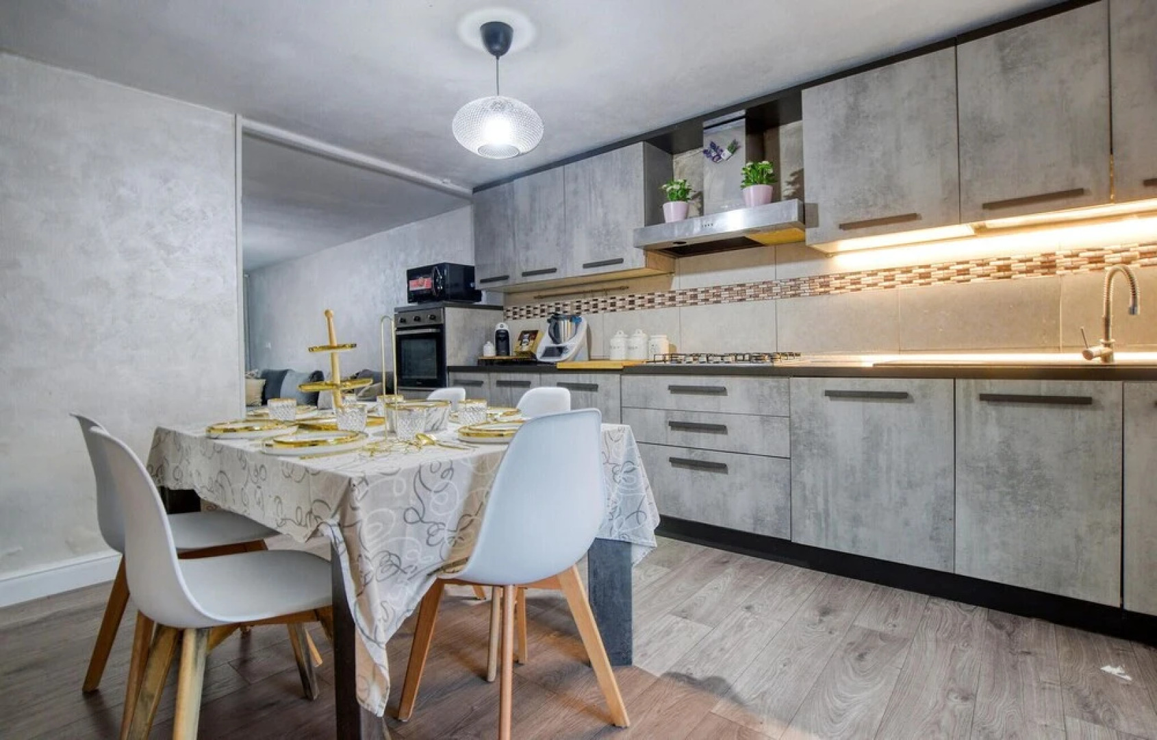 Amazing Apartment in Venturina Terme With Wifi and 2 Bedrooms