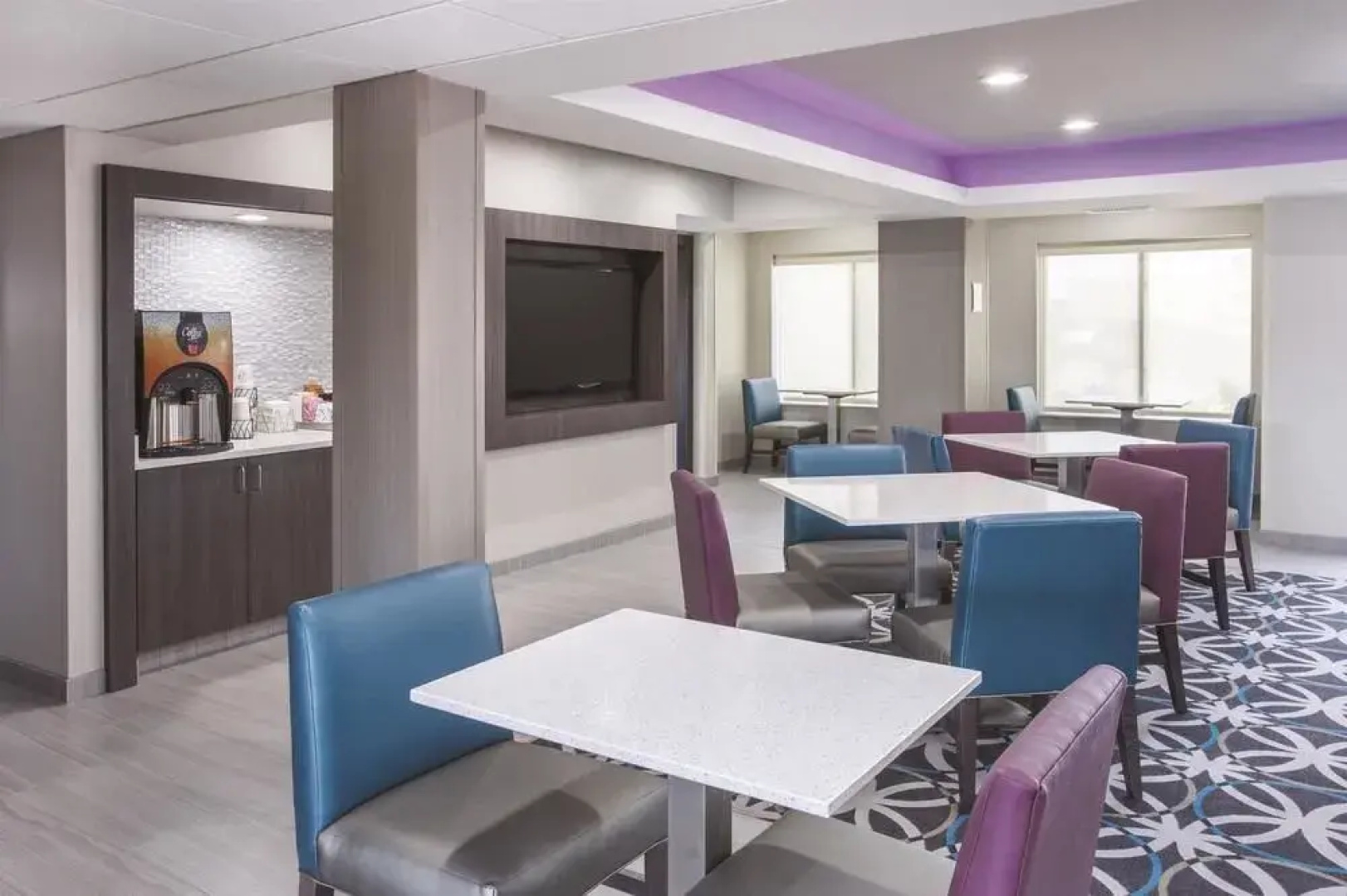 Lexington Inn and Suites - Effingham