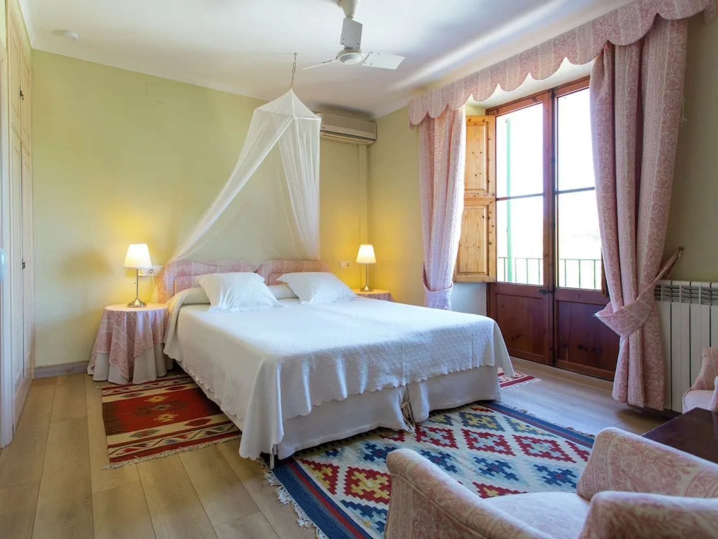 Vacation rental on agroturismo with swimming pool in the heart of Mallorca