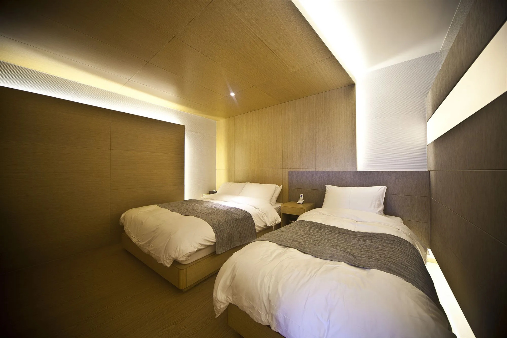 Luston Villa & Hotel