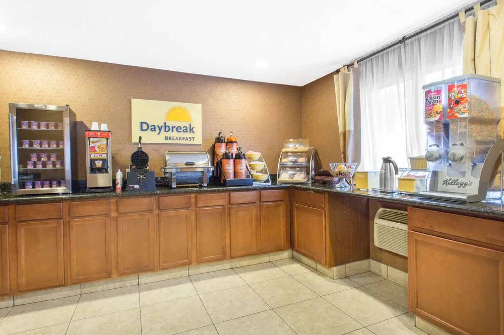 Days Inn & Suites Waterloo