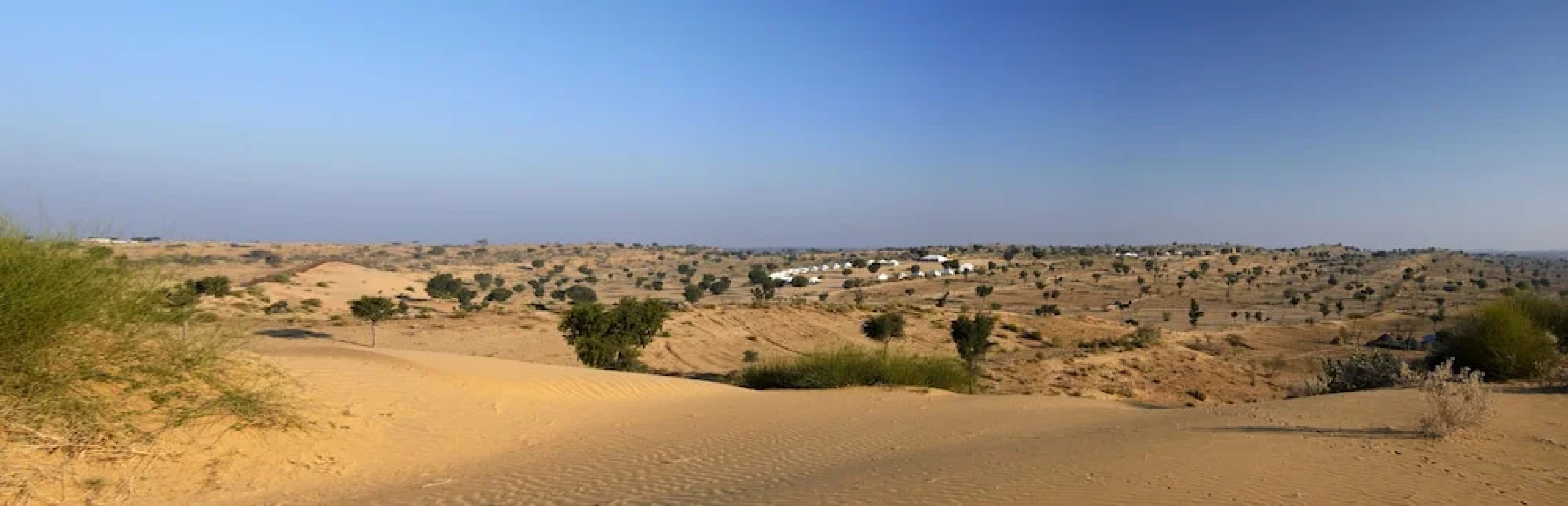 Manvār Sevan, The Desert Camp
