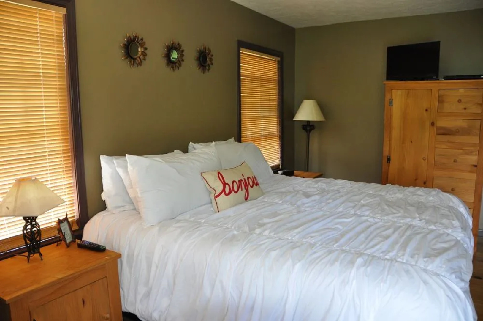 The Checkered Moose Inn