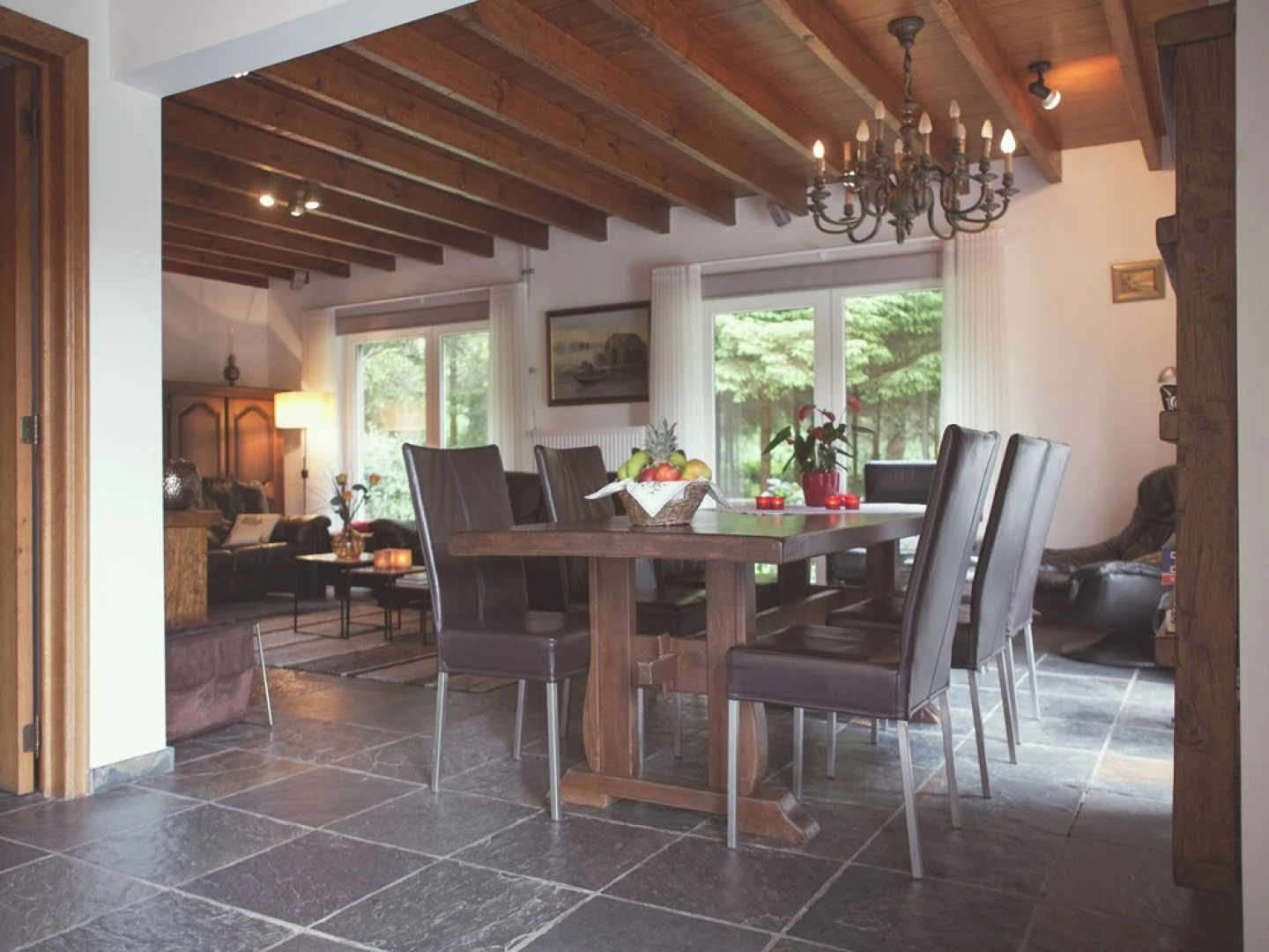 Quaint Holiday Home in Ravels With Garden