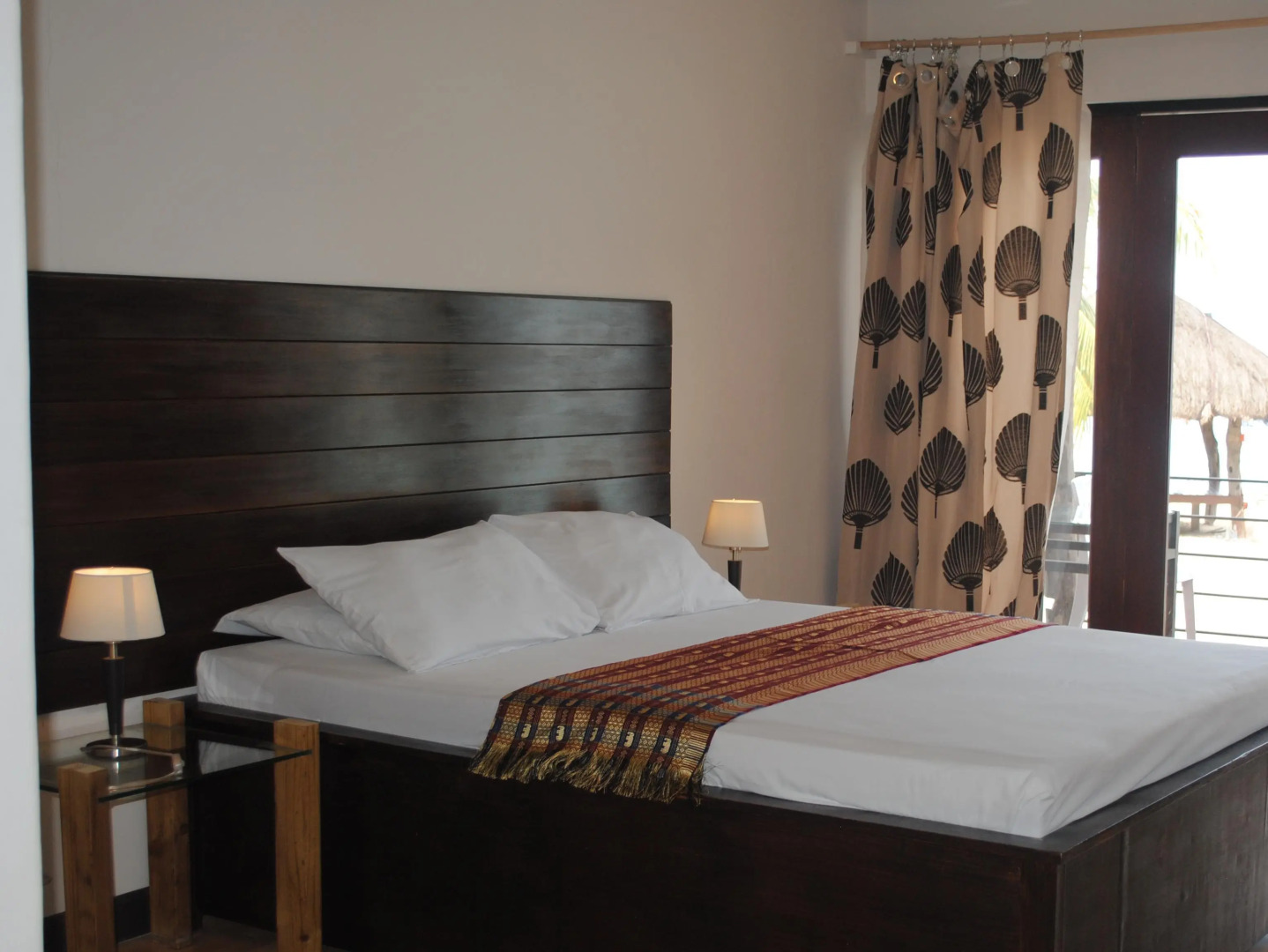 Cebu Club Fort Med Resort