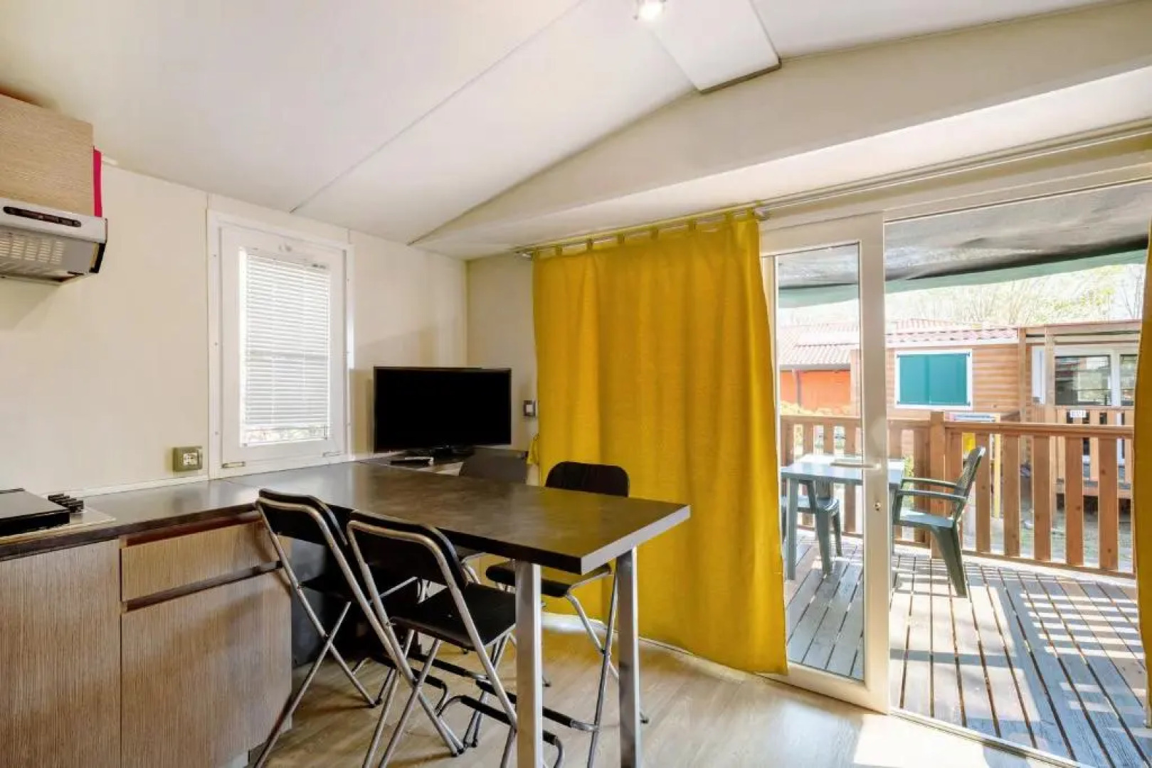 Camping Grande Italia Vulcano 6