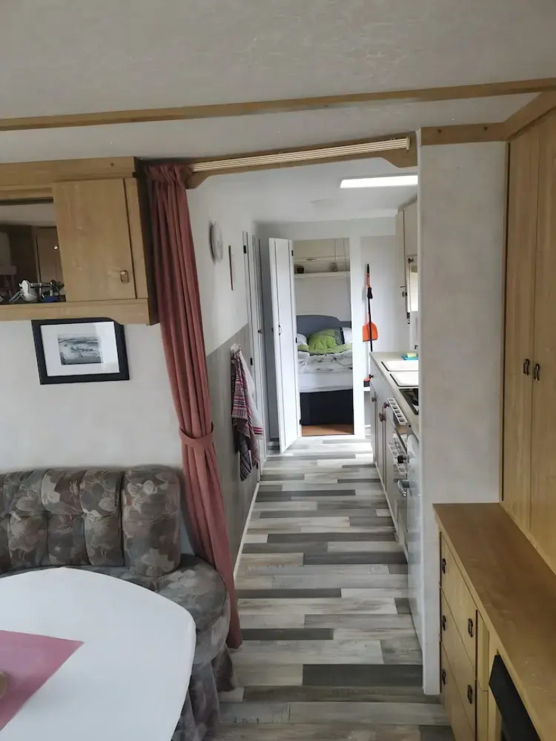 Lakeside Living With Garden