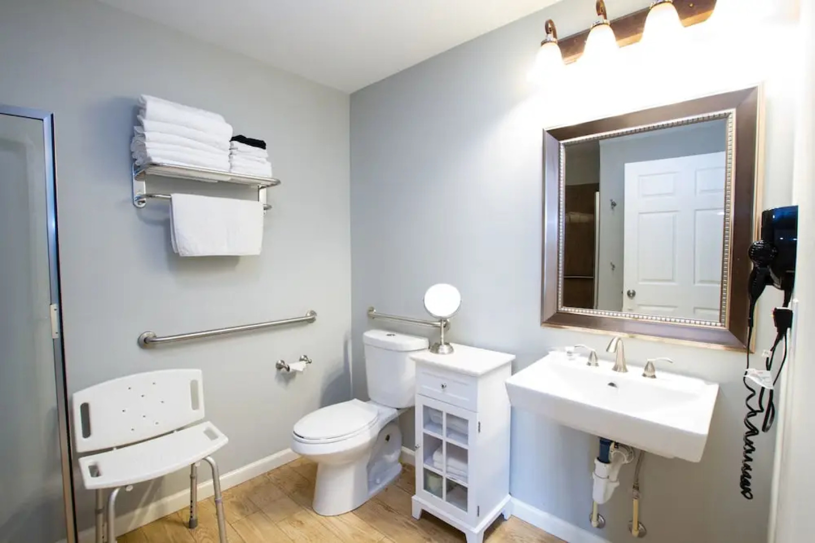 The Dahlonega Square Hotel & Villlas