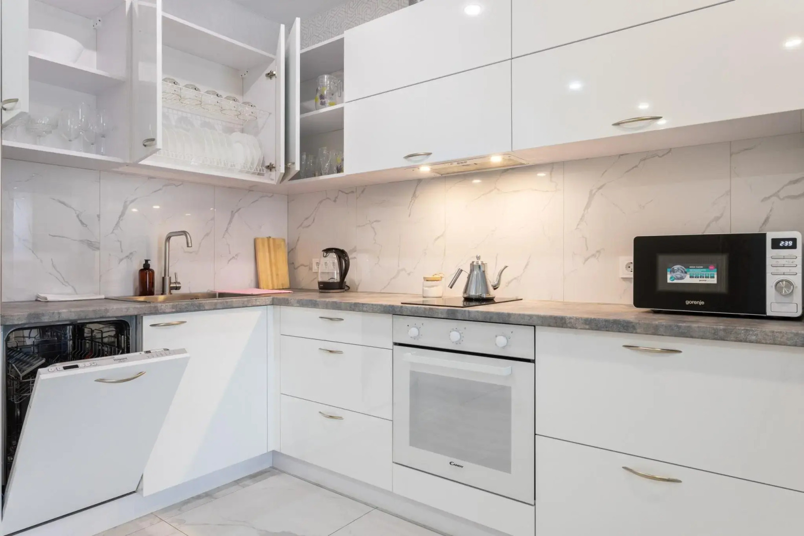 ПоСутки в Калининграде на улице 9 апреля