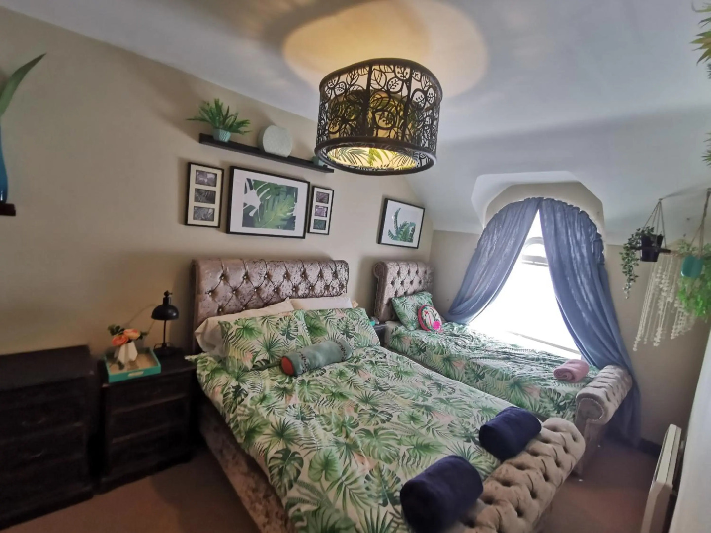 Palm Cove Bundoran Luxurious Sea View Balcony Free Wifi Netflix Sleeps 5