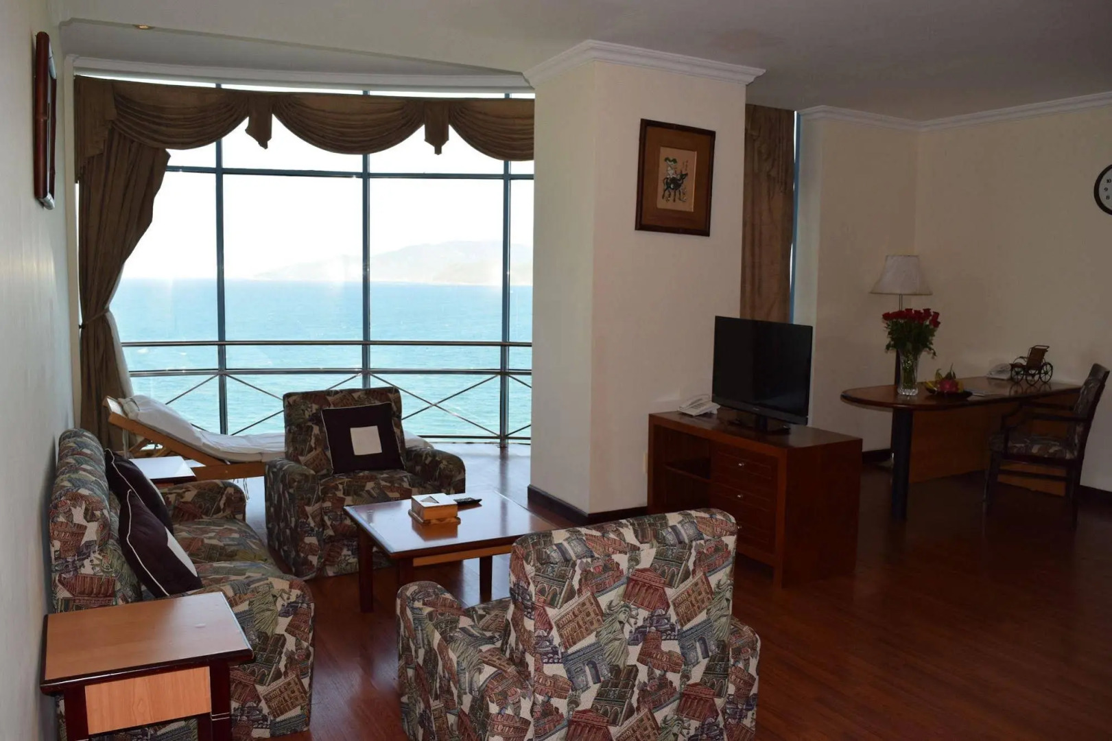 Yasaka Saigon Nha Trang Hotel