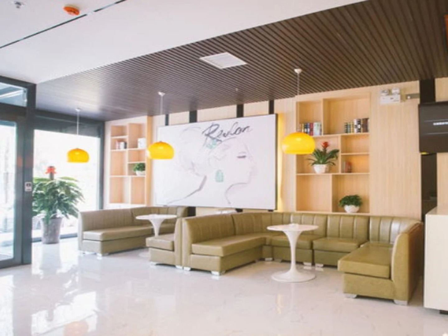 7Days Premium Luoyang Wanda Square