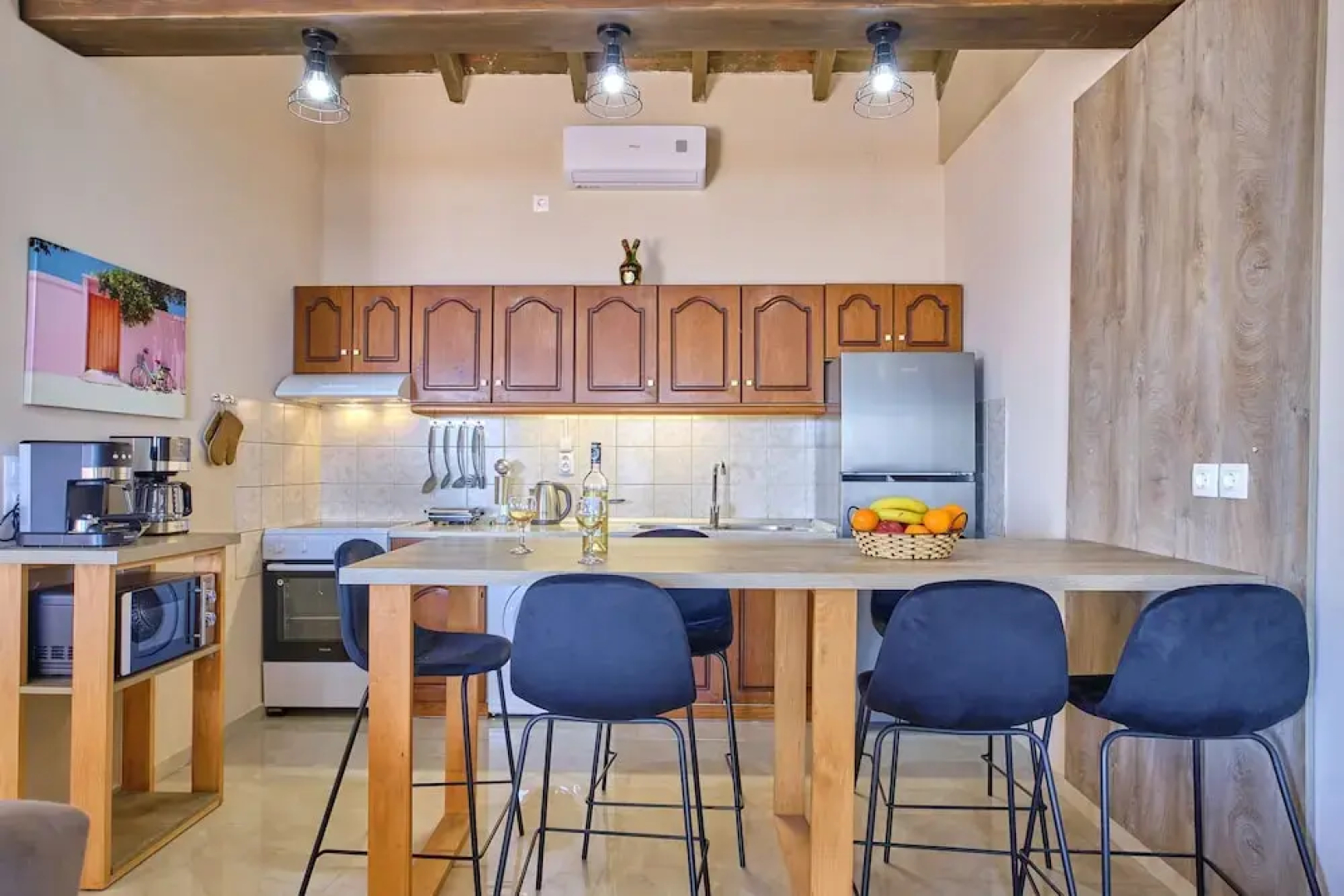 Christine's Seaview by Corfuescapes