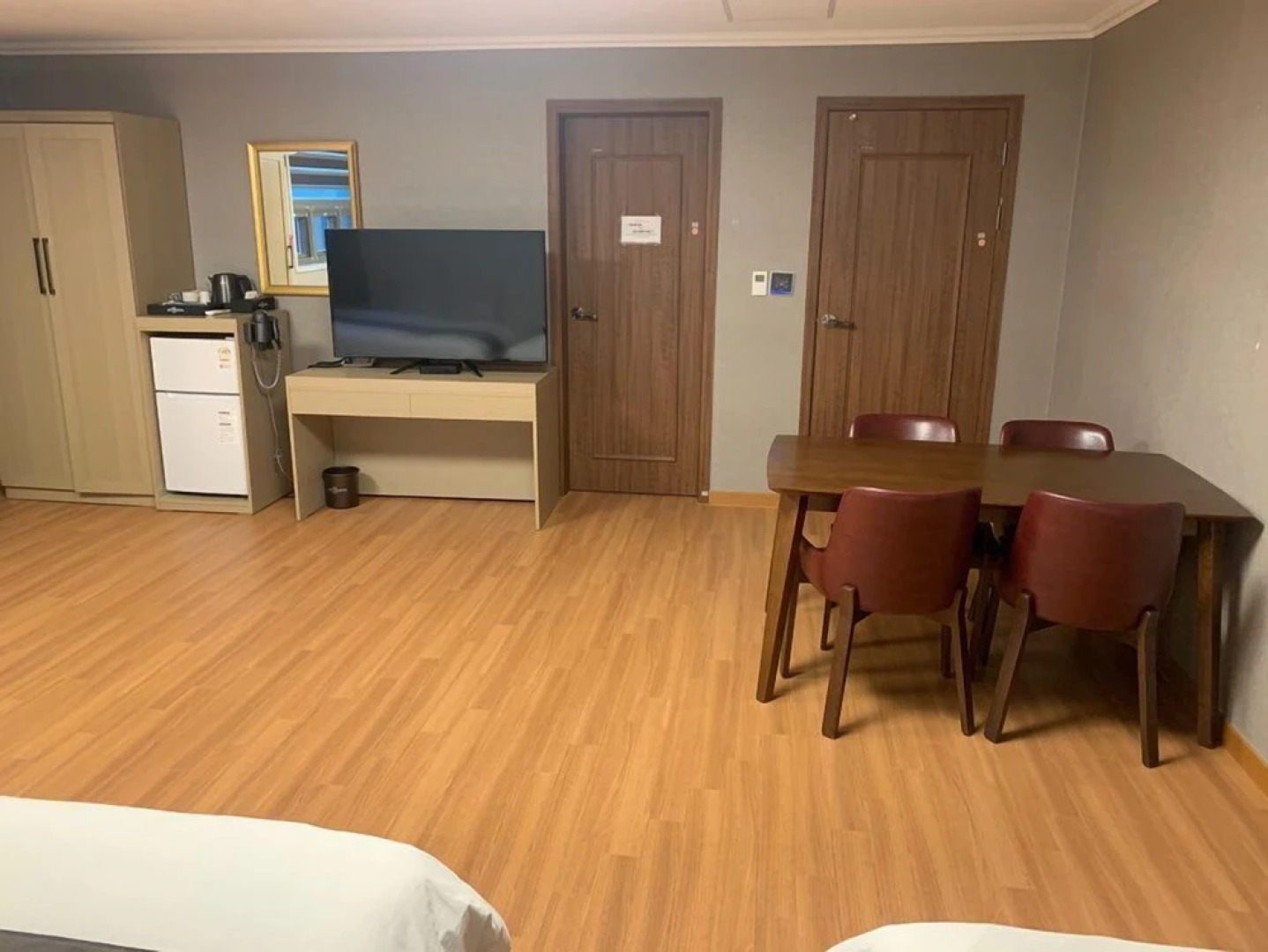 Moonkang S Spa Hotel