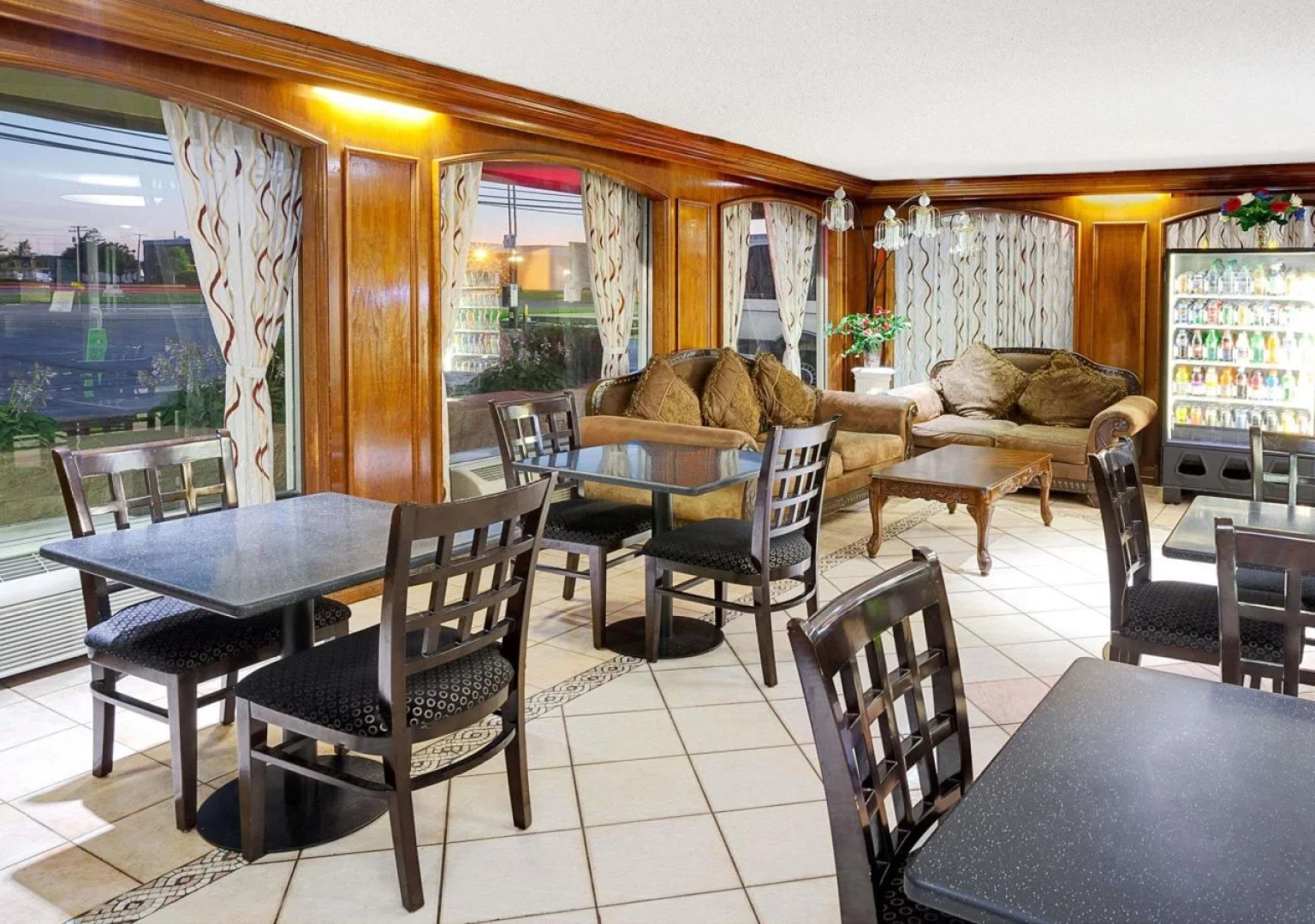 Days Inn Elk Grove Village Chicago OHare Airport West