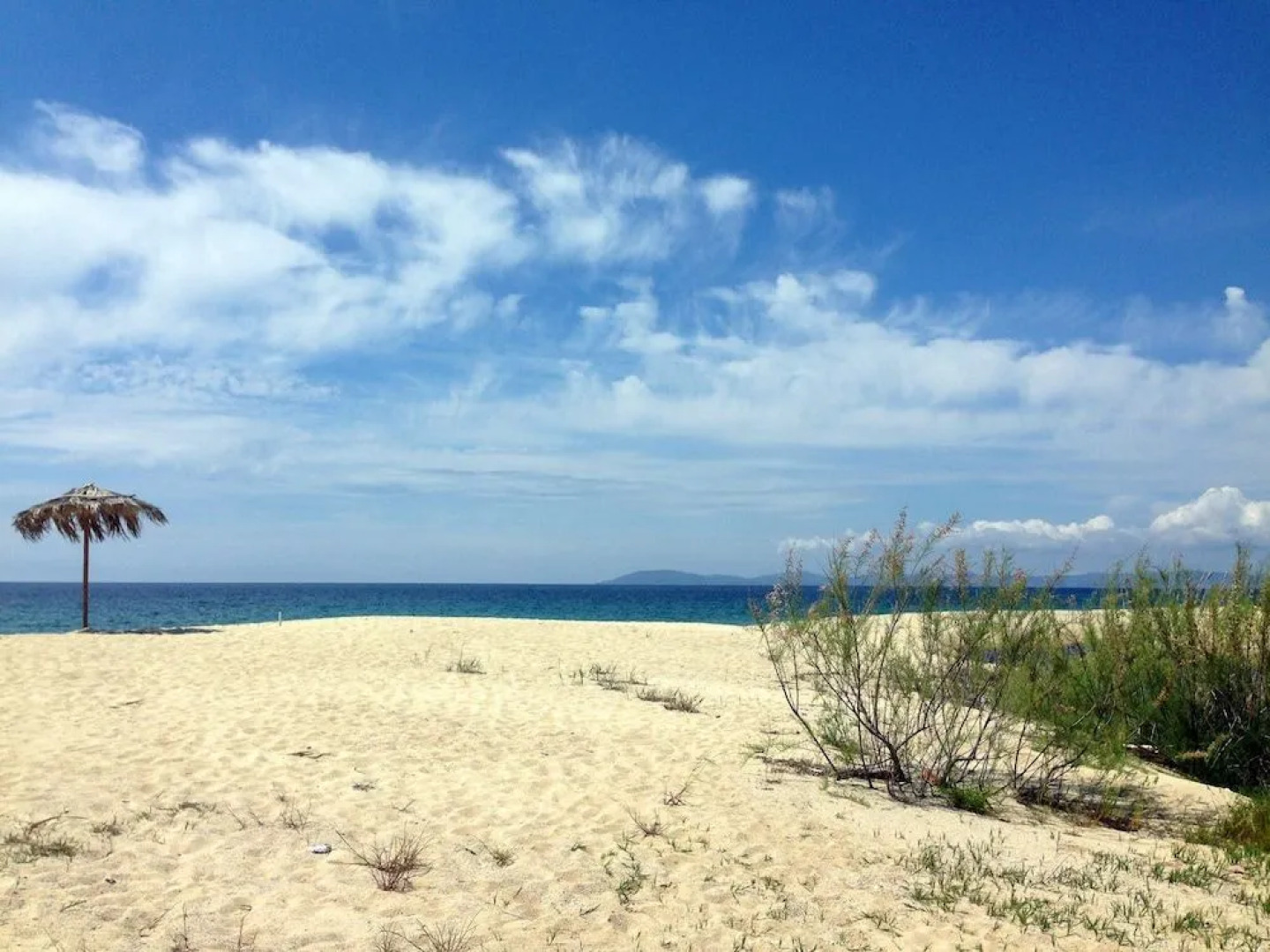 Despotiko Apartment Hotel & Suites