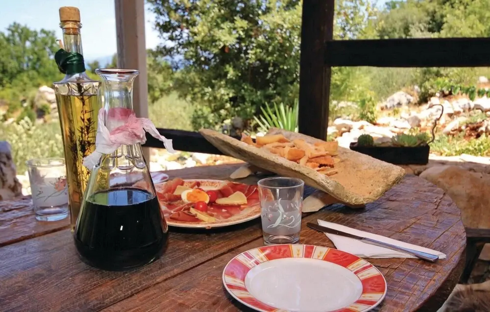 Amazing Home in Crkvice With 1 Bedrooms